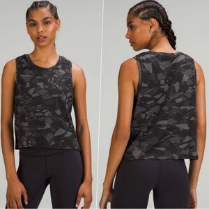 Lululemon Sleeveless Relaxed Tank Top - camouflage